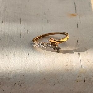 Kay Jewelers 10k Gold and diamond Ring